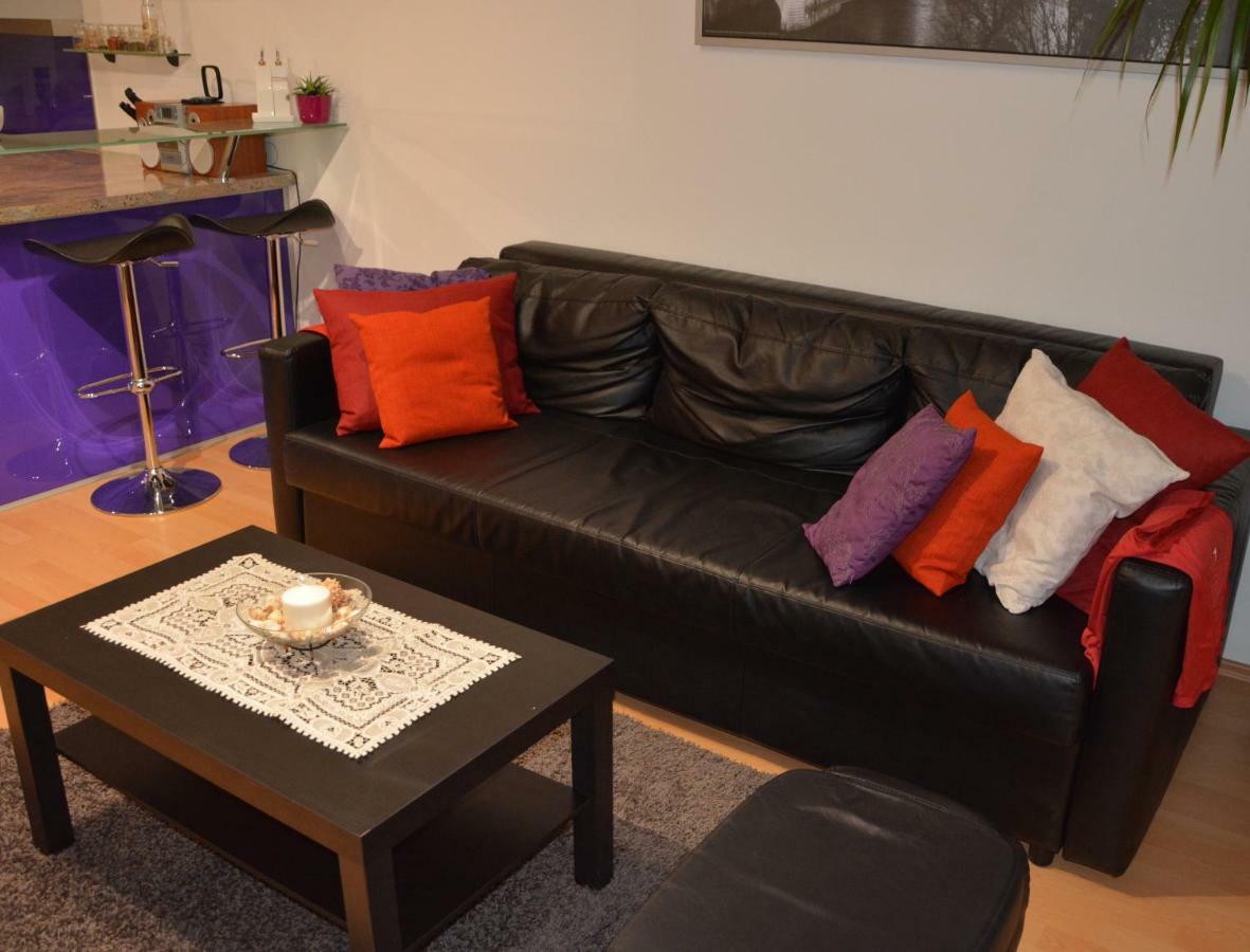Apartman Zderadova Бърно Екстериор снимка