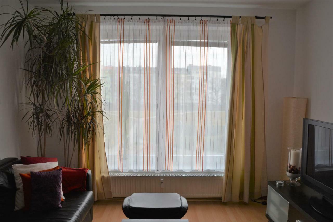 Apartman Zderadova Бърно Екстериор снимка