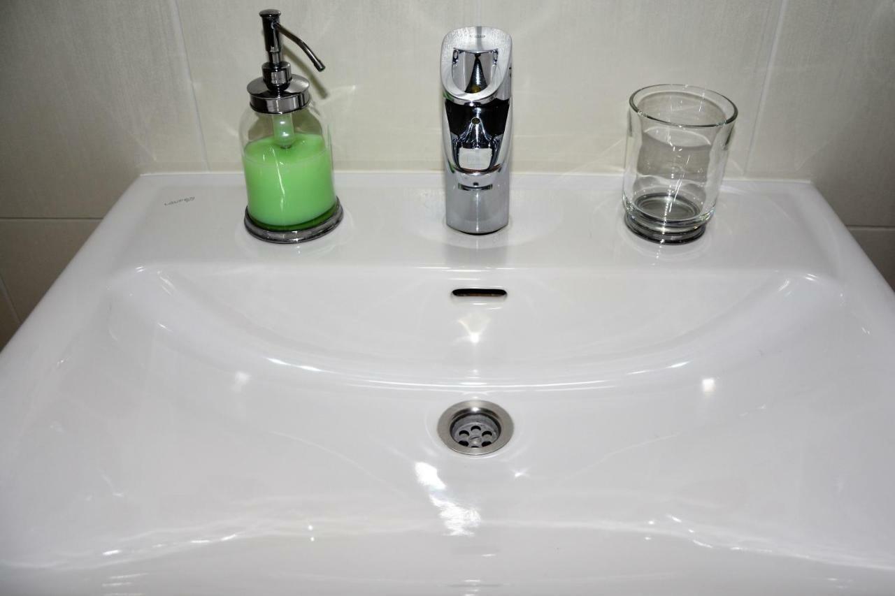 Apartman Zderadova Бърно Екстериор снимка